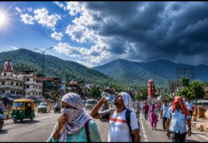 मानसून ने पकड़ी रफ्तार, देश के कई हिस्सों में भारी बारिश का अलर्ट; यूपी में आज भी हीटवेव का कहर